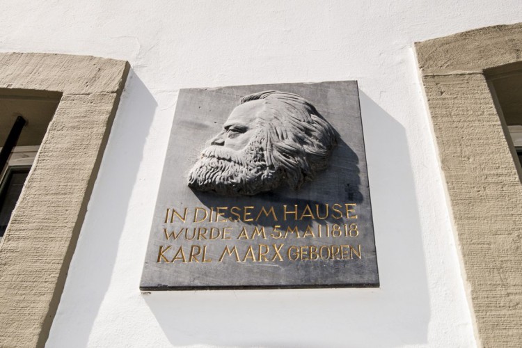 Detailaufnahme Karl Marx Haus