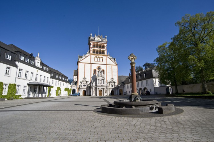 St. Matthias' Abbey & Fountains