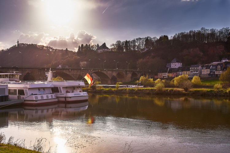 Boats on the Moselle (© Fuchs)