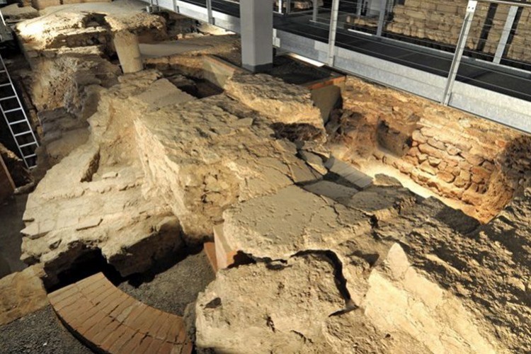 Excavations under the Cathedral Information Office - © Rita Heyen