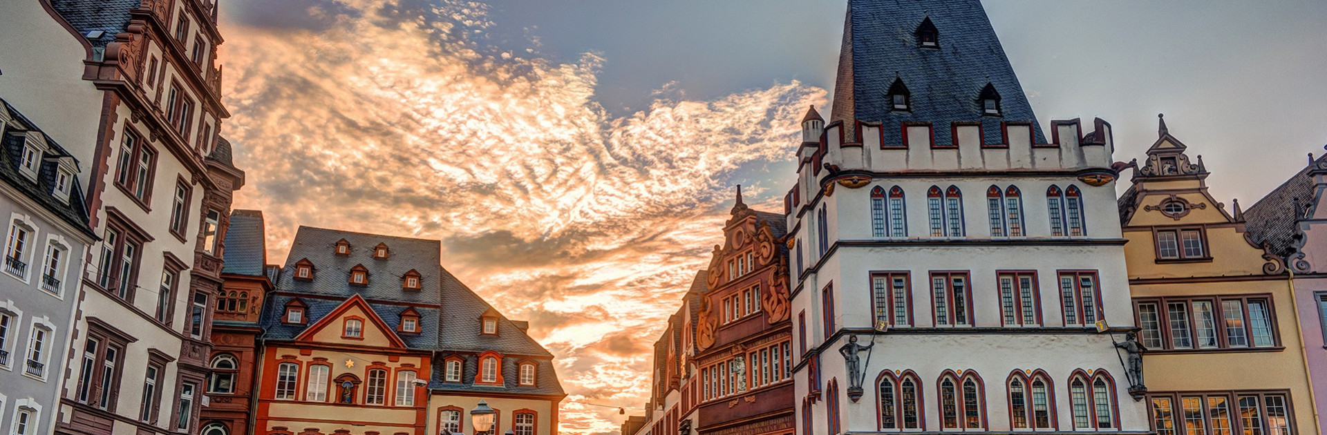 Main Market Square - © Romas_Photo/shutterstock.com