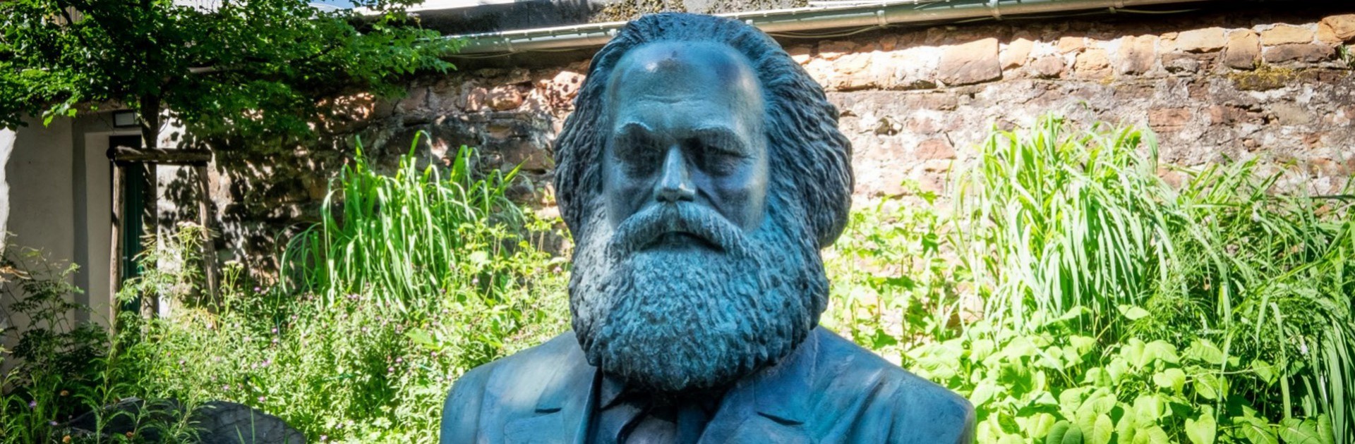 Karl Marx Statue - © ttm