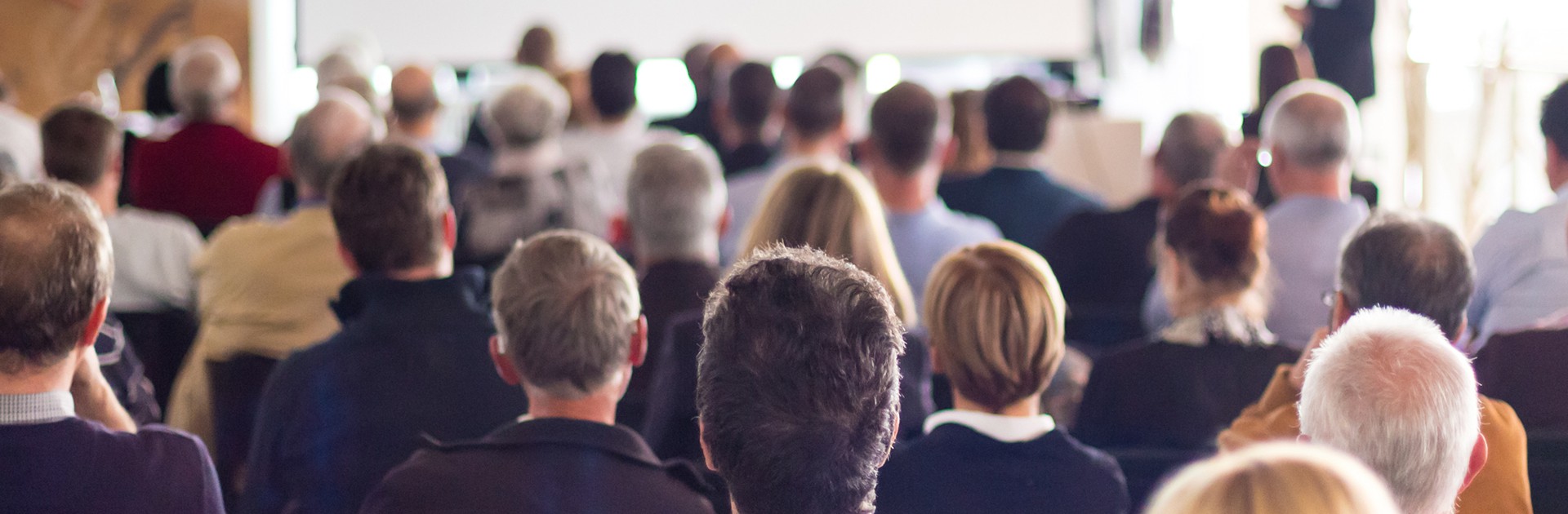Kongress - © Header: Matej Kastelic/shutterstock.com