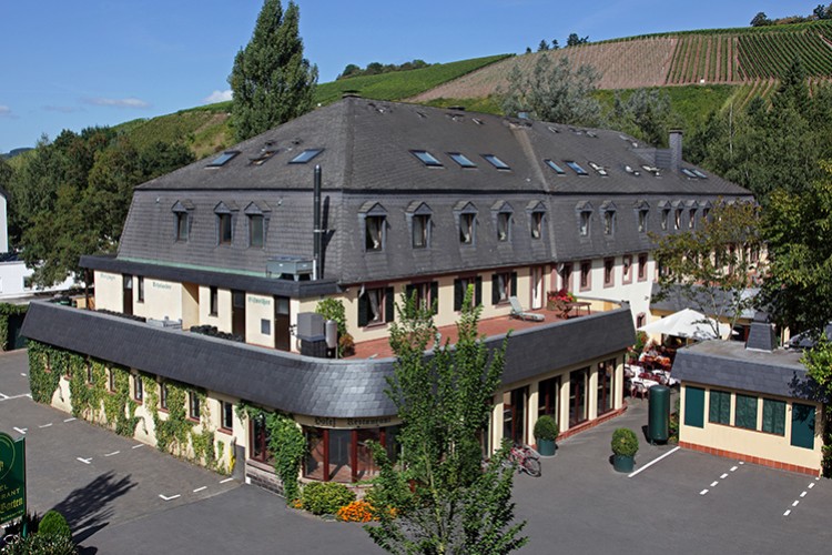 Restaurant Blesius Garten Exterior View (© Blesius Garten) Restaurant Blesius Garten Exterior View (© Blesius Garten)