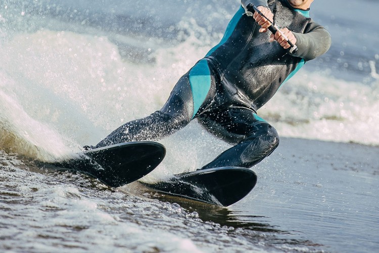 Water Ski - © sportpoint/shutterstock.com