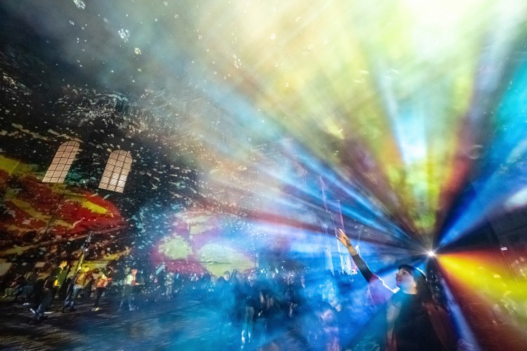 Angestrahlter Dom bei der Illuminale 2023 - © Trier Tourismus und Marketing/Simon Englbert