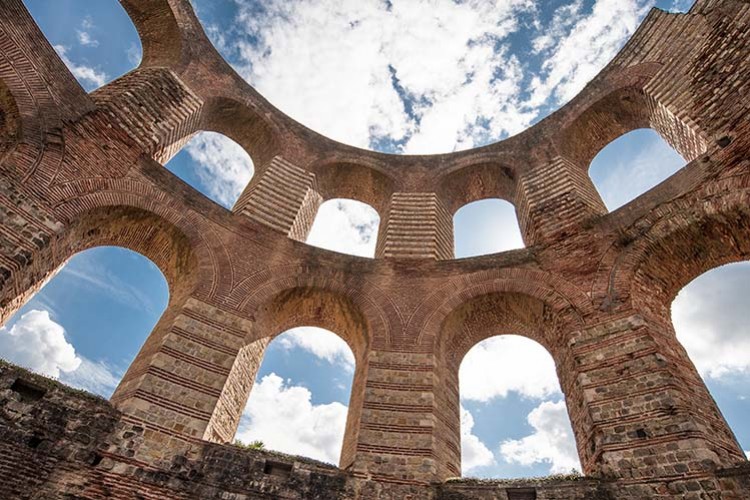 Kaiserthermen Caldarium