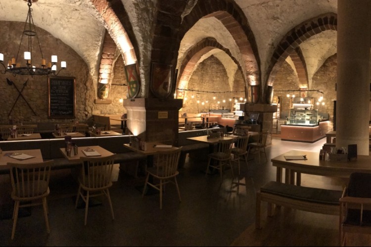 Historischer Keller Anzeige Gastronomie Tourist Information Trier