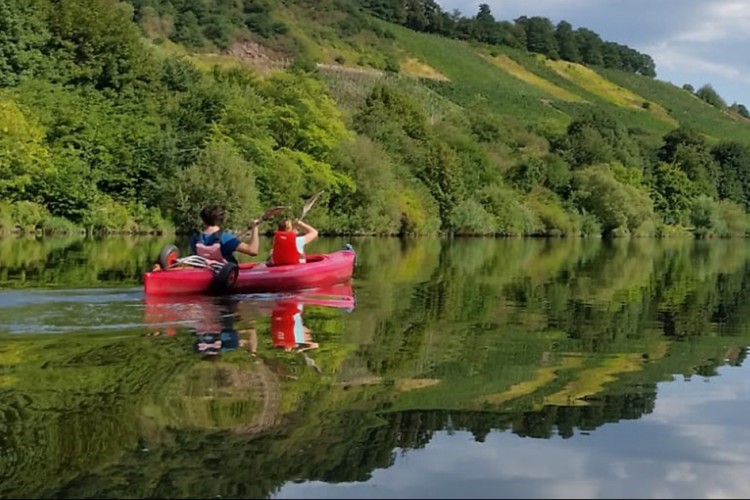 Kanufahrt auf der Saar - © Monika Geipel